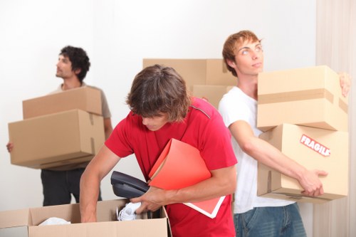 Local removals vehicle serving homes and businesses across Scotland