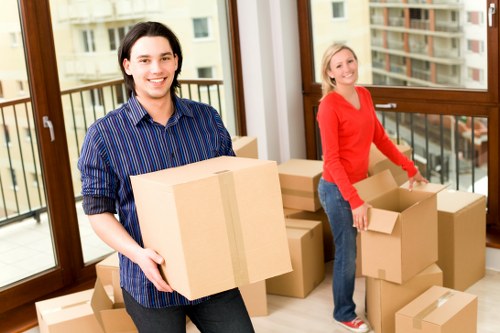 Truck-based moving service for flats, houses, and offices in Scotland